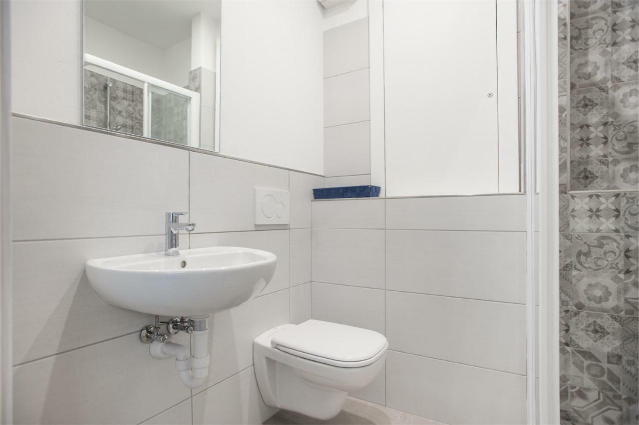 Residenza Picalof Apartment Torbole Sul Garda Екстериор снимка